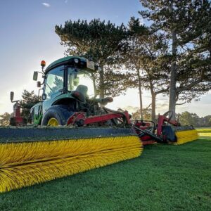 Top Results at Woolley Park Thanks to the Redexim Top Brush 6000